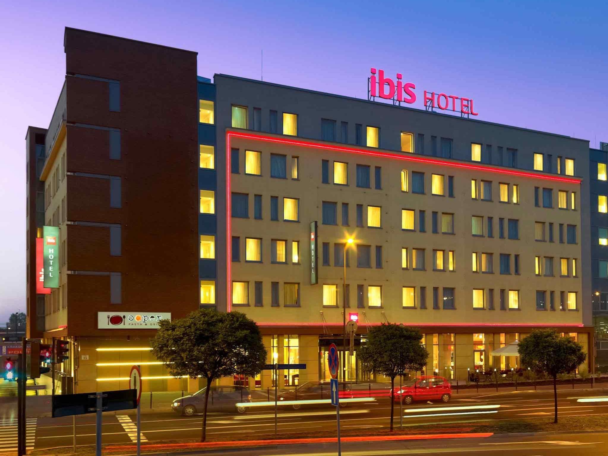 Ibis Krakow Stare Miasto Exterior photo